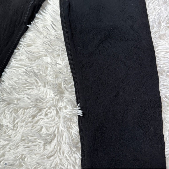 Lululemon Wunder Under HR 28” Jacquard Lace Leggings | Size 12 RARE HTF - Picture 8 of 13